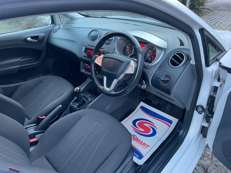 SEAT IBIZA