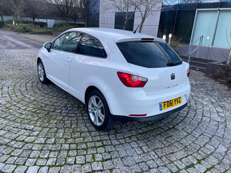 SEAT IBIZA