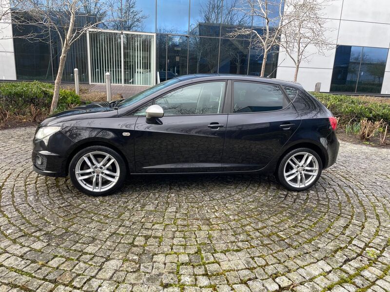 SEAT IBIZA