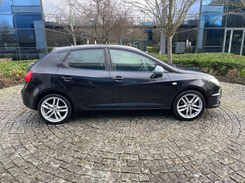 SEAT IBIZA