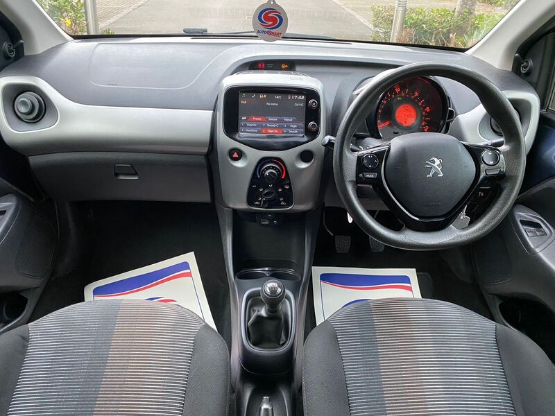 PEUGEOT 108