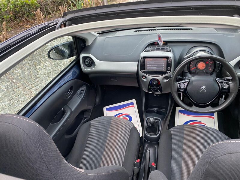 PEUGEOT 108