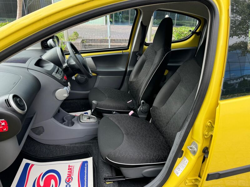 PEUGEOT 107