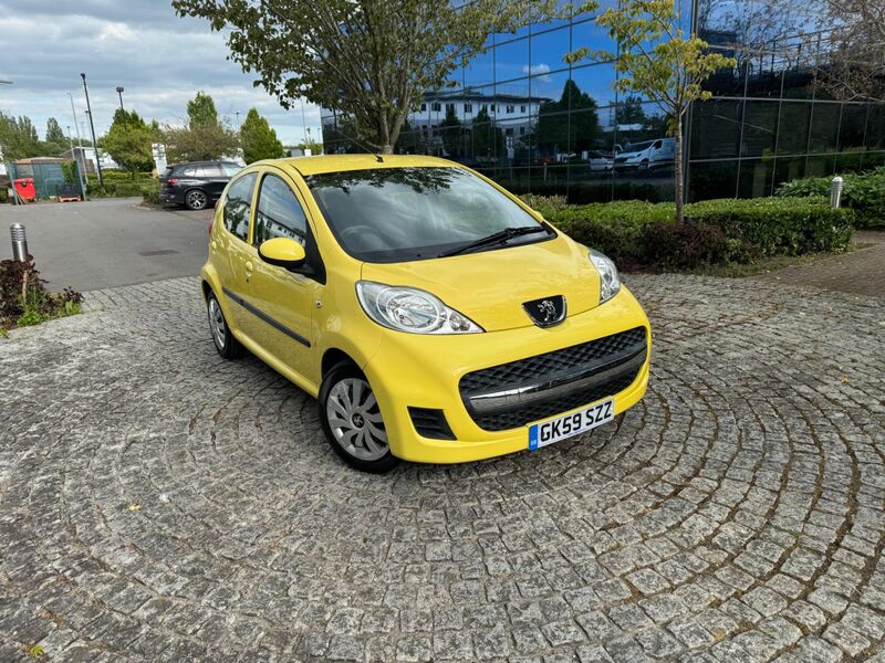 PEUGEOT 107