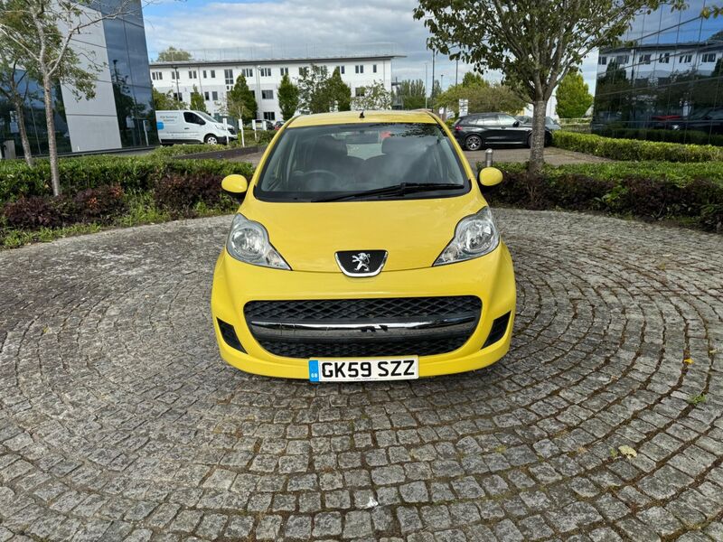 PEUGEOT 107