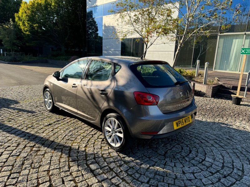 SEAT IBIZA