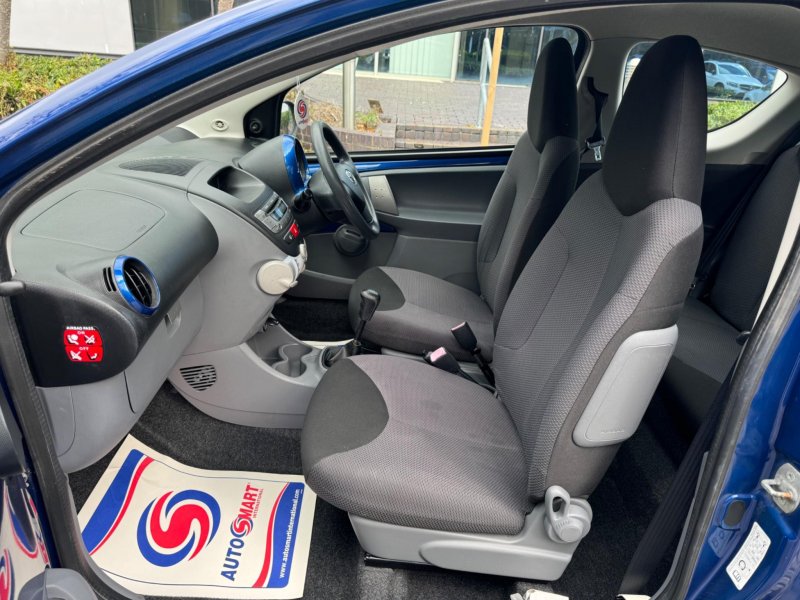 TOYOTA AYGO
