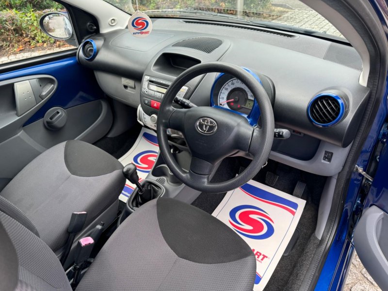TOYOTA AYGO