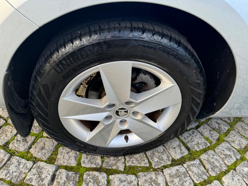 SKODA OCTAVIA