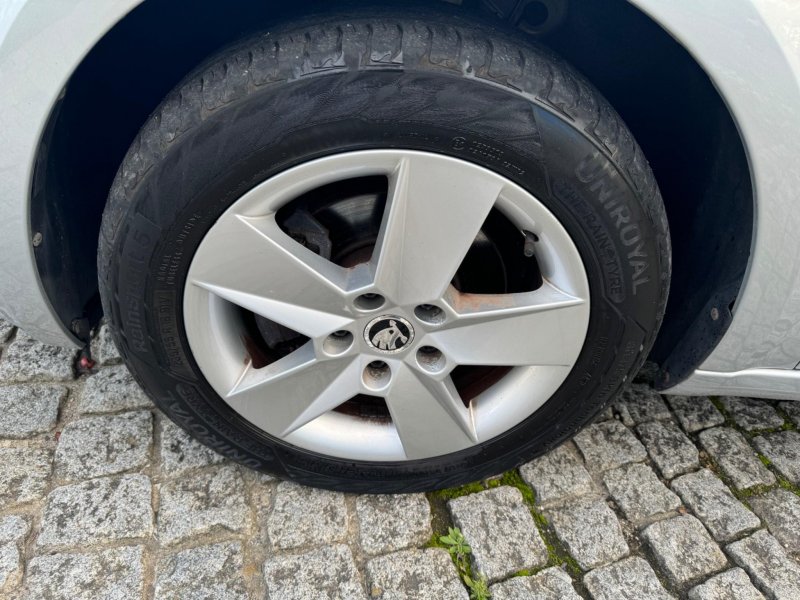 SKODA OCTAVIA