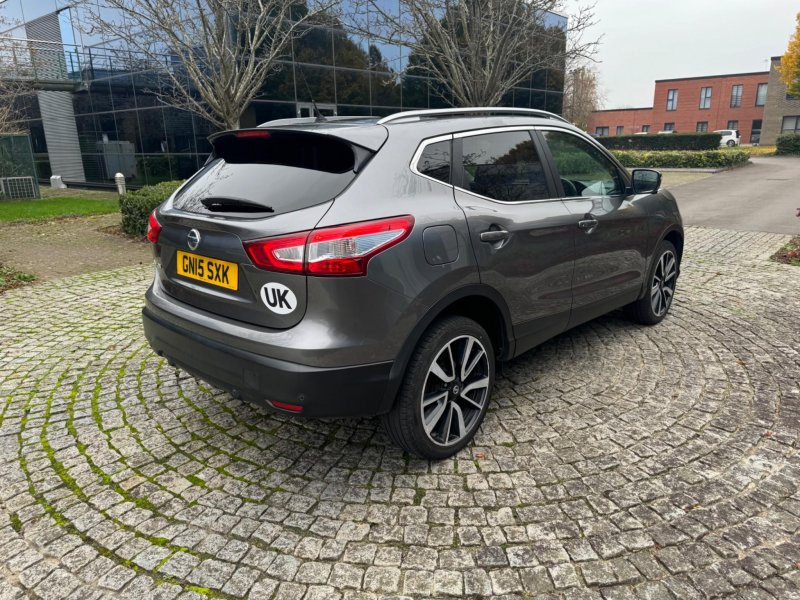 NISSAN QASHQAI