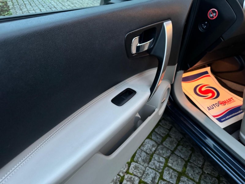 NISSAN QASHQAI+2