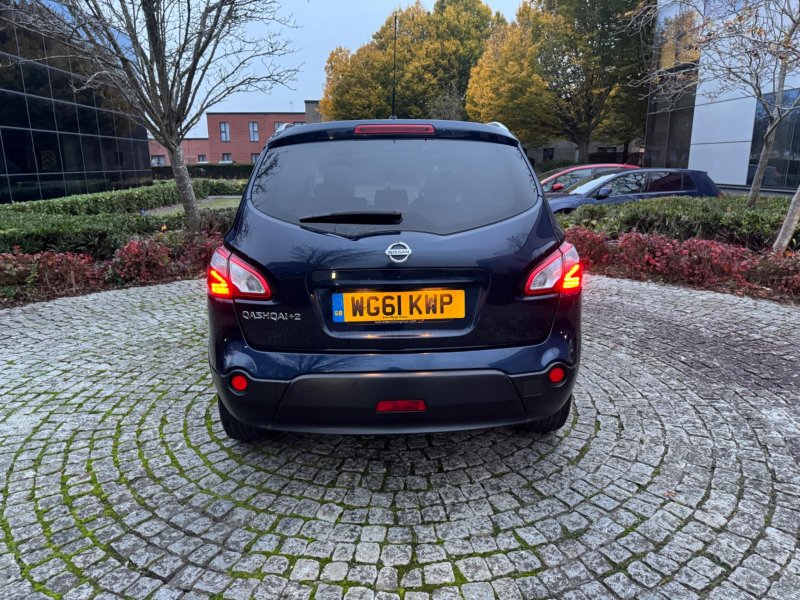 NISSAN QASHQAI+2