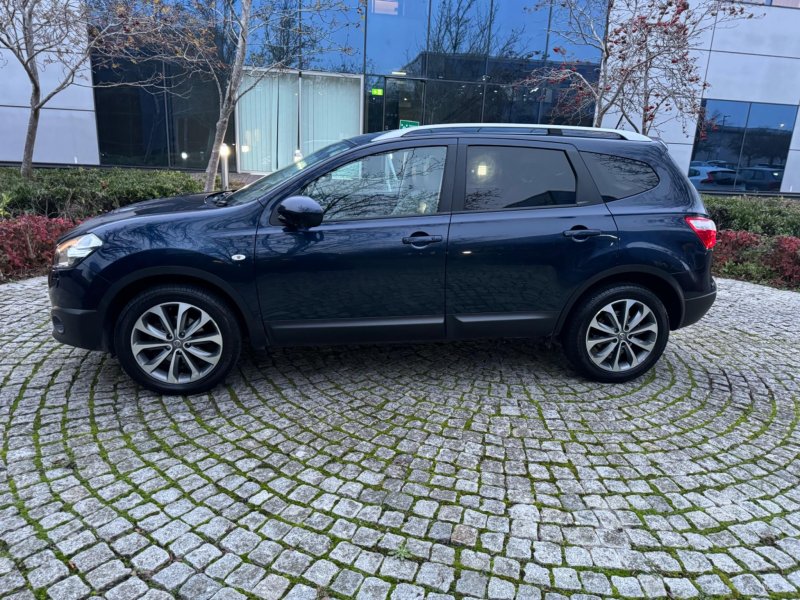 NISSAN QASHQAI+2