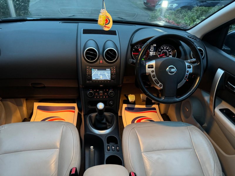 NISSAN QASHQAI+2