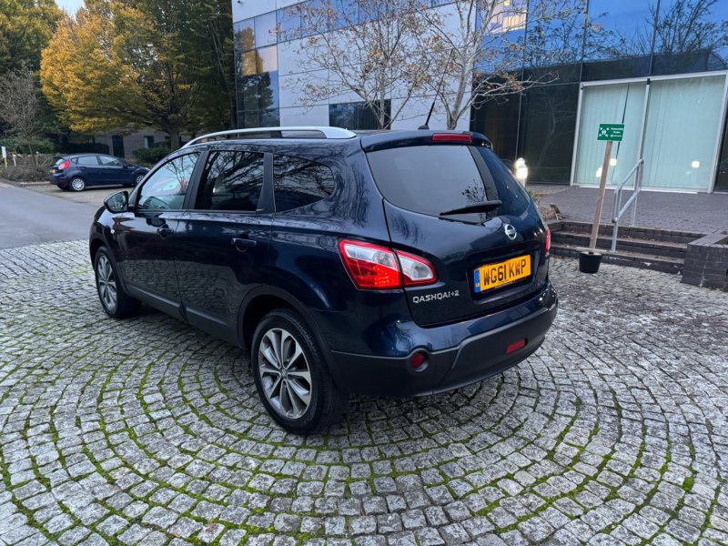 NISSAN QASHQAI+2