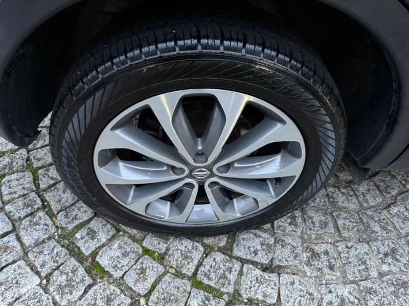 NISSAN QASHQAI+2