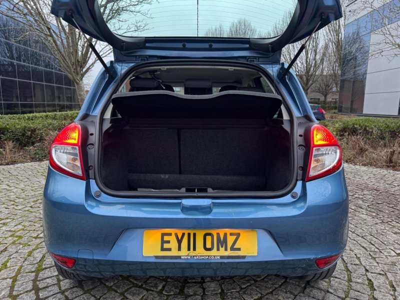 RENAULT CLIO