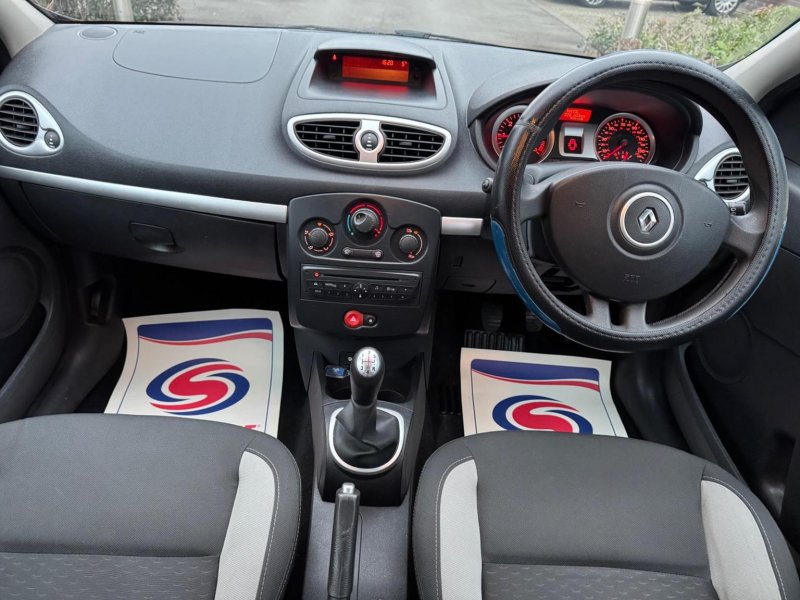 RENAULT CLIO