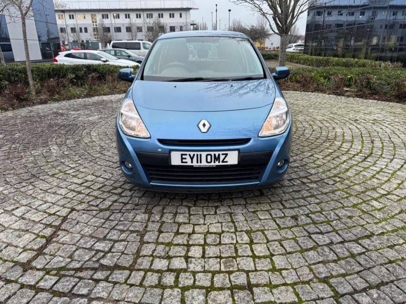 RENAULT CLIO