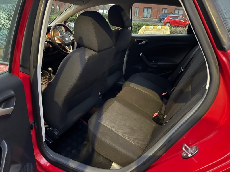 SEAT IBIZA
