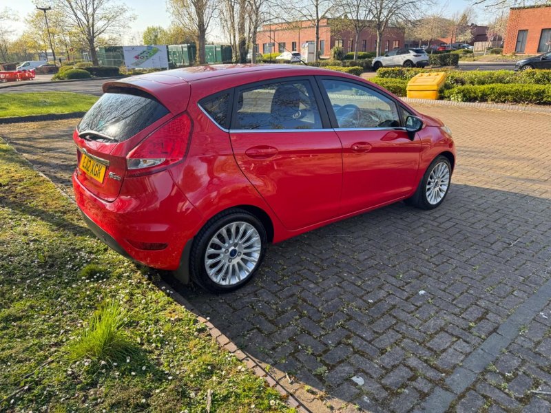 FORD FIESTA