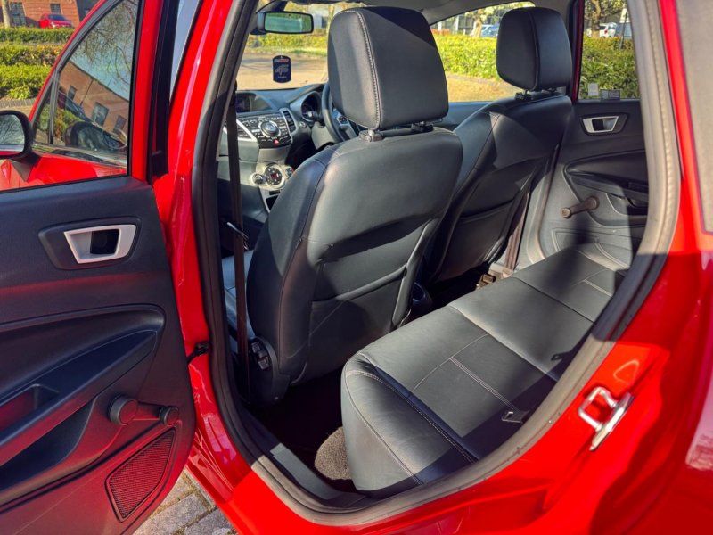 FORD FIESTA