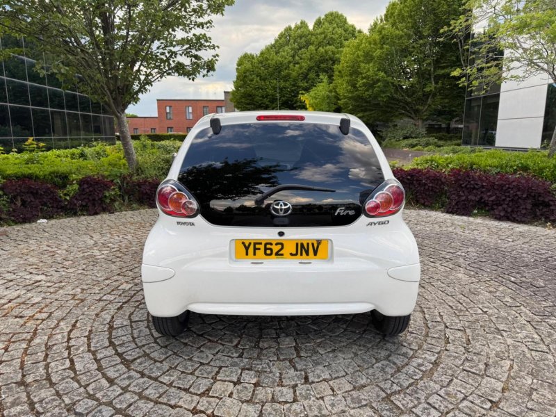 TOYOTA AYGO