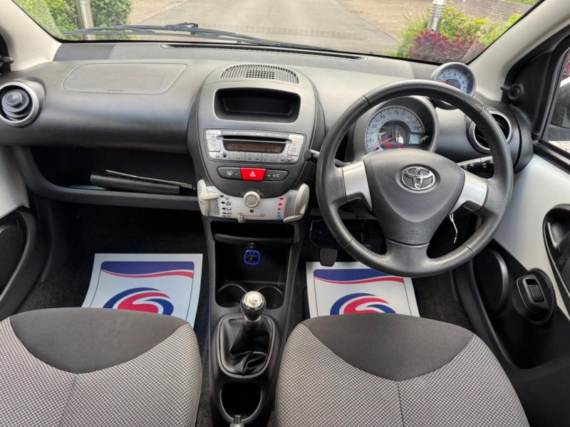 TOYOTA AYGO