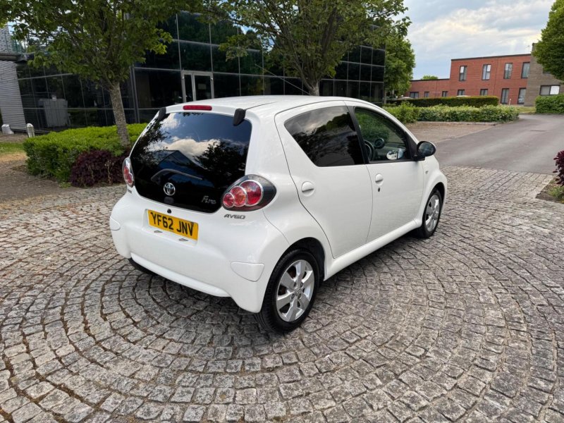 TOYOTA AYGO