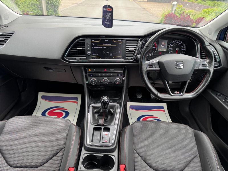 SEAT LEON