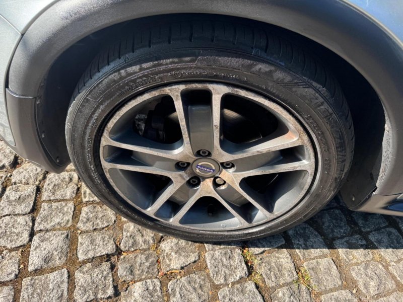VOLVO C30
