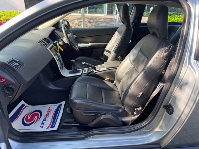 VOLVO C30