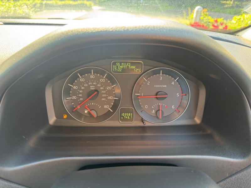 VOLVO C30