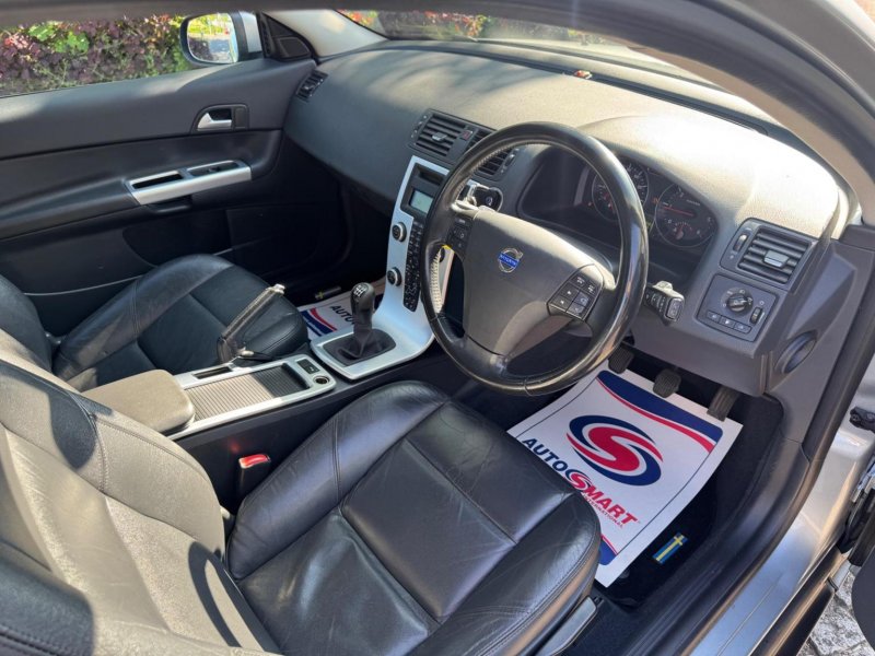 VOLVO C30