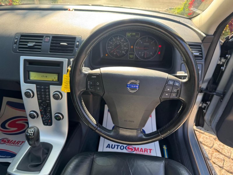 VOLVO C30