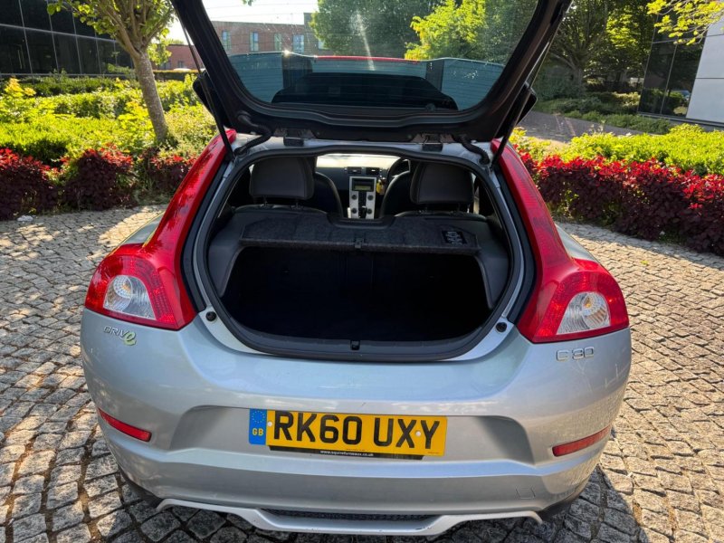VOLVO C30