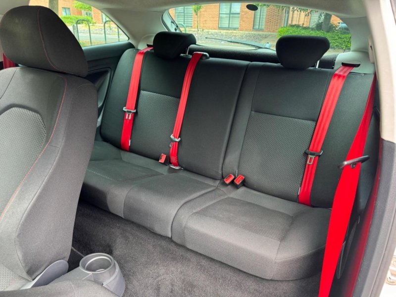 SEAT IBIZA