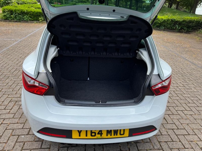 SEAT IBIZA