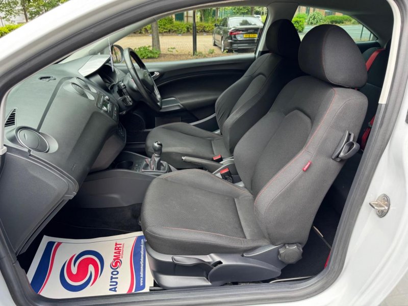 SEAT IBIZA