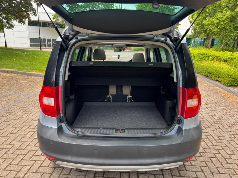 SKODA YETI