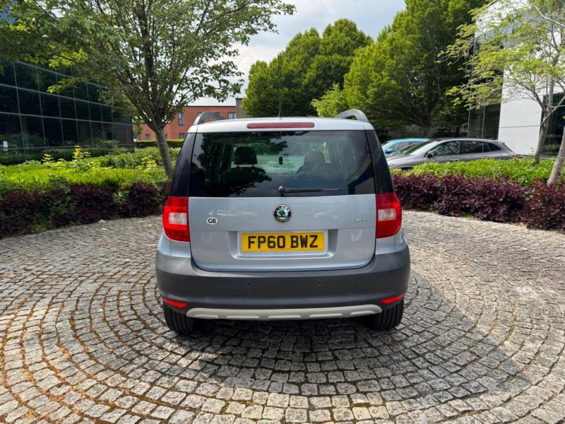 SKODA YETI