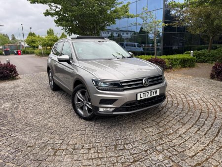VOLKSWAGEN TIGUAN 2.0 TDI BlueMotion Tech SEL DSG 4Motion Euro 6 (s/s) 5dr