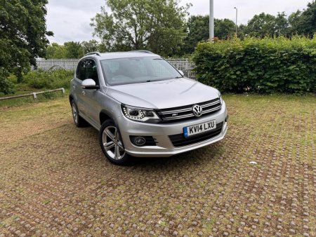 VOLKSWAGEN TIGUAN 2.0 TDI BlueMotion Tech R-Line DSG 4WD Euro 5 (s/s) 5dr