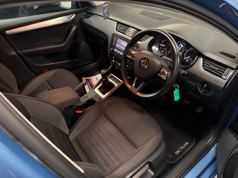 SKODA OCTAVIA