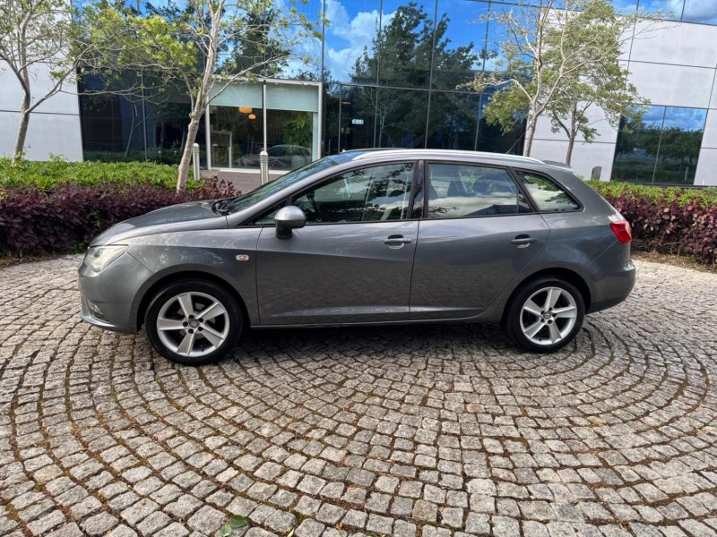SEAT IBIZA