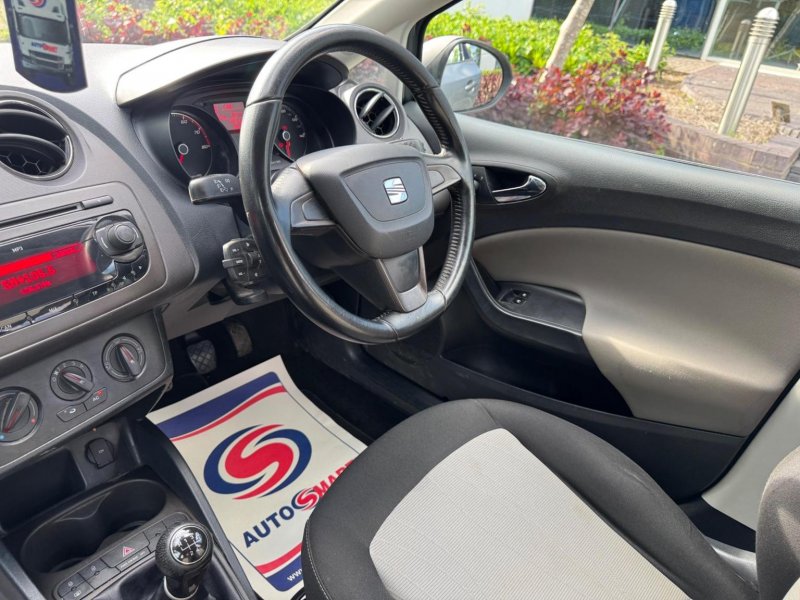 SEAT IBIZA