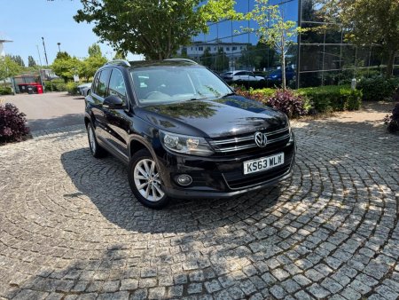 VOLKSWAGEN TIGUAN 2.0 TDI BlueMotion Tech SE 2WD Euro 5 (s/s) 5dr