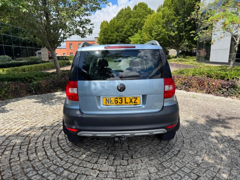 SKODA YETI