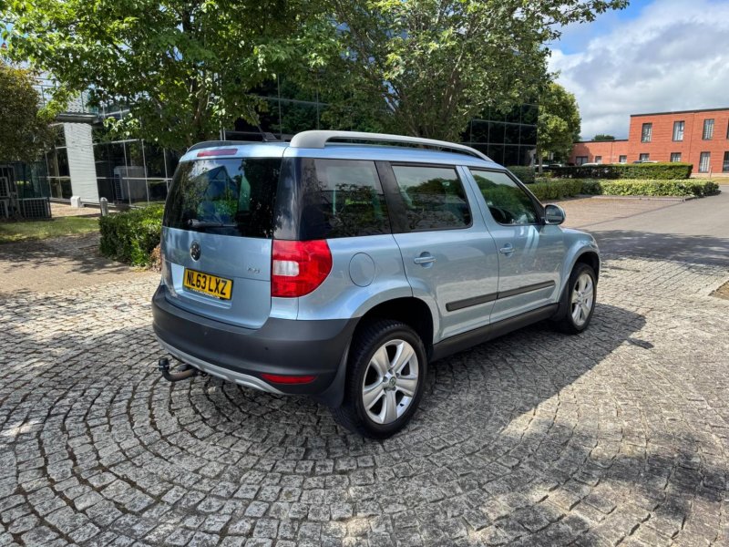 SKODA YETI